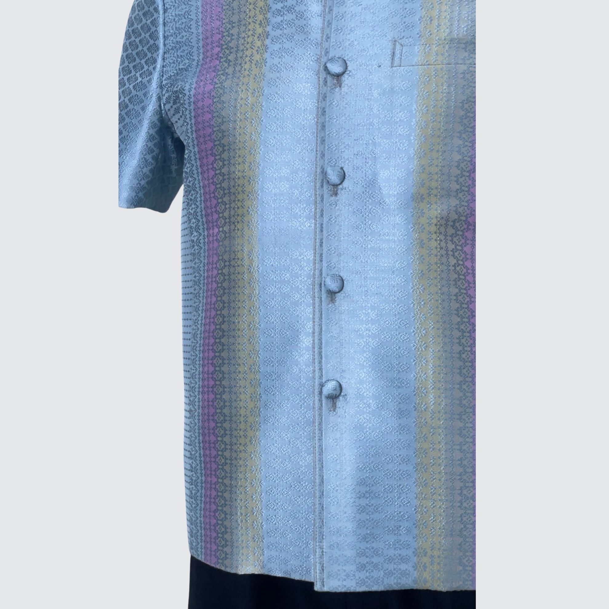 เสื้อสูทซาฟารี แขนสั้น ไหมยกดอกสุรินทร์ | ตัดเย็บตามรูปร่าง | เลือกสีผ้า ส่งไซส์ได้