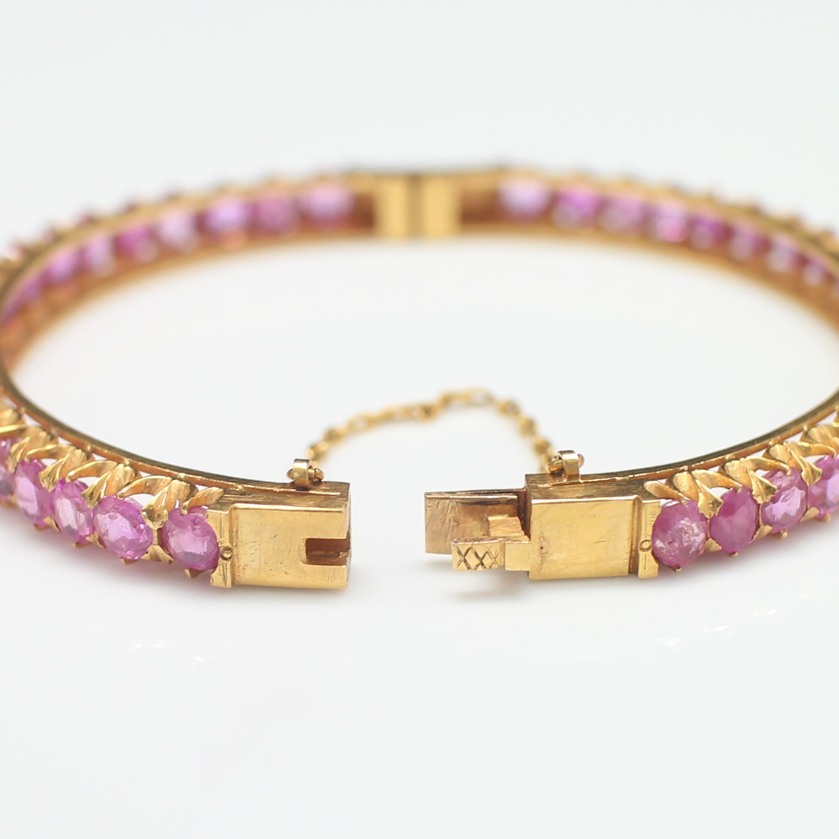 BL25109 กำไลทับทิมพม่ารอบวง ทองแท้ 90% นน.รวม 17.6 กรัม เส้นผ่านศูนย์กลาง 5.3 ซม. มีสายทิ้ง