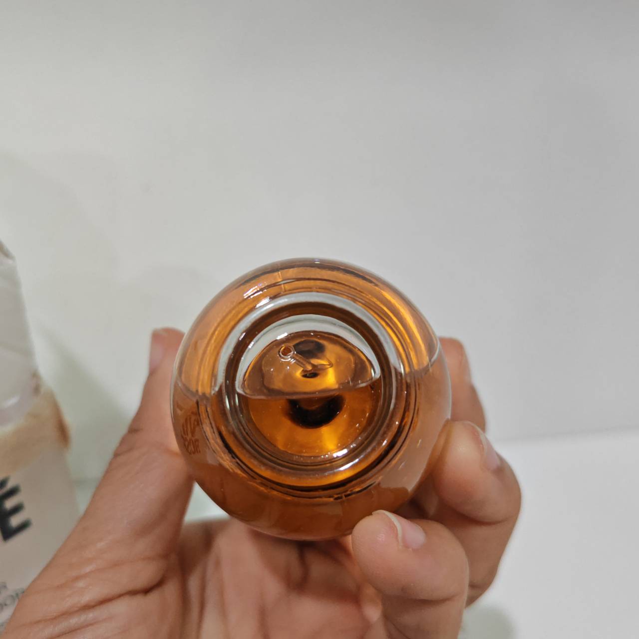 น้ำหอมแท้ Carolina Herrera 212 Vip Rose Edp 80ml อดีตกล่องขาวป้ายไทยตอนนี้โดนหมากัดขอคนไม่ซีเรียสตามรูป