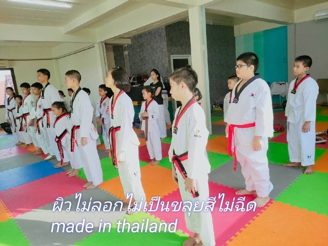 แผ่นโฟมจิ๊กซอว์ปูพื้น สนามมวย เทควันโด ขนาด 1 x 1 m ราคาเริ่มที่ 200 บาท