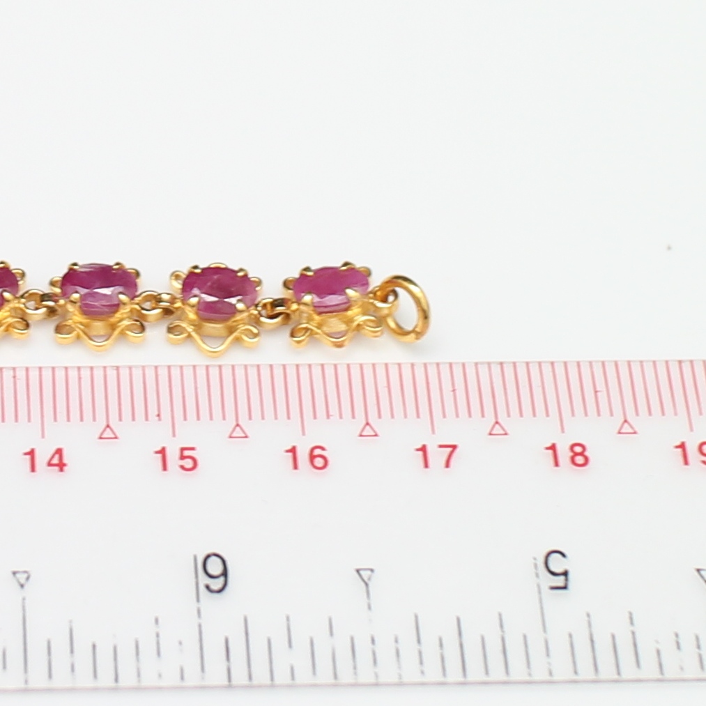 BL25033 สร้อยข้อมือทับทิมเจียรไนรอบเส้น ทองแท้ 90% นน.รวม 13.4 กรัม ยาว 17 ซม.