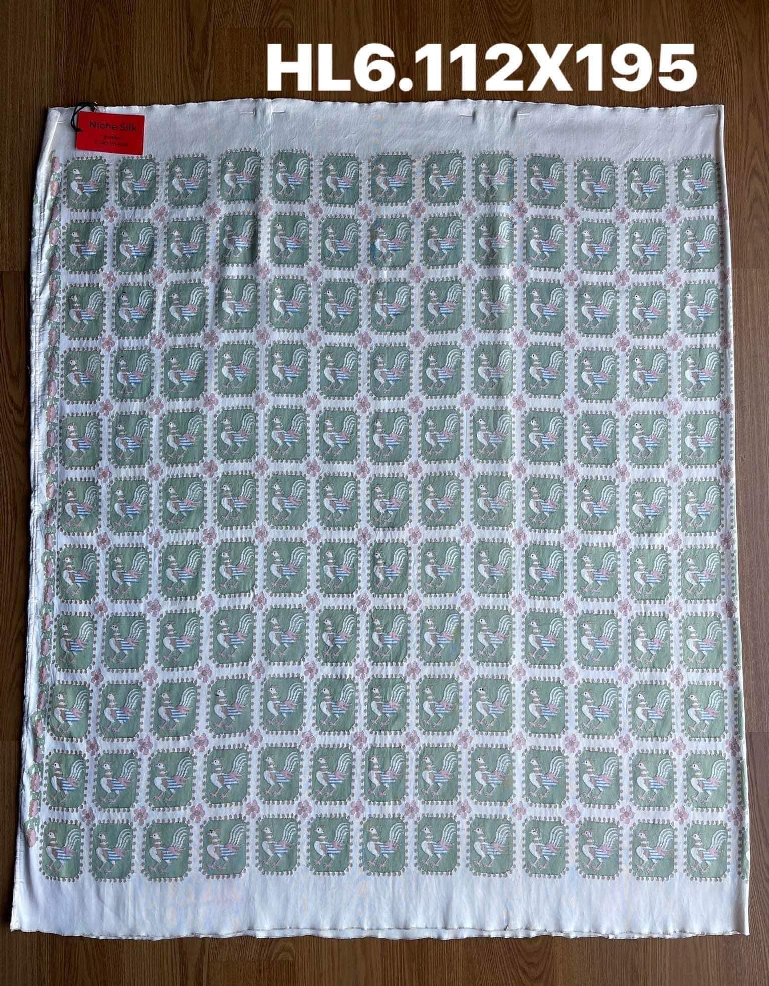 ซิ่น ลุนตยา เกาะล้วง ไหมแท้ ขนาด 112x195ซม ลายนกหัสดีลิงค์ ปักษาวายุภักษ์ พื้นสีครีม-เขียว รหัส N9-SIL05196622
