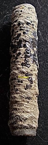 ตะกรุดสาริกา ถักเชือกลงรักเก่า ขนาด 1.5 นิ้ว ไส้ตะกั่ว เก่ามาก ไม่ทราบที่