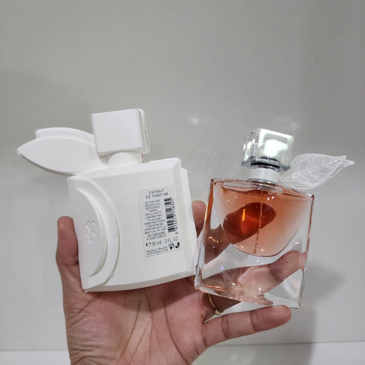 น้ำหอมแท้ Lancome La Vie Est Belle Domaine de la Rose Exitrait de Perfum 30ml กล่องจริง