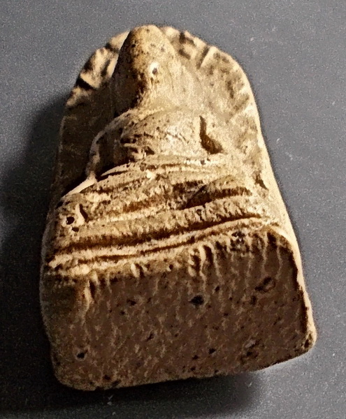 พระรอด เนื้อดิน วัดพระสิงห์ ปี 2496