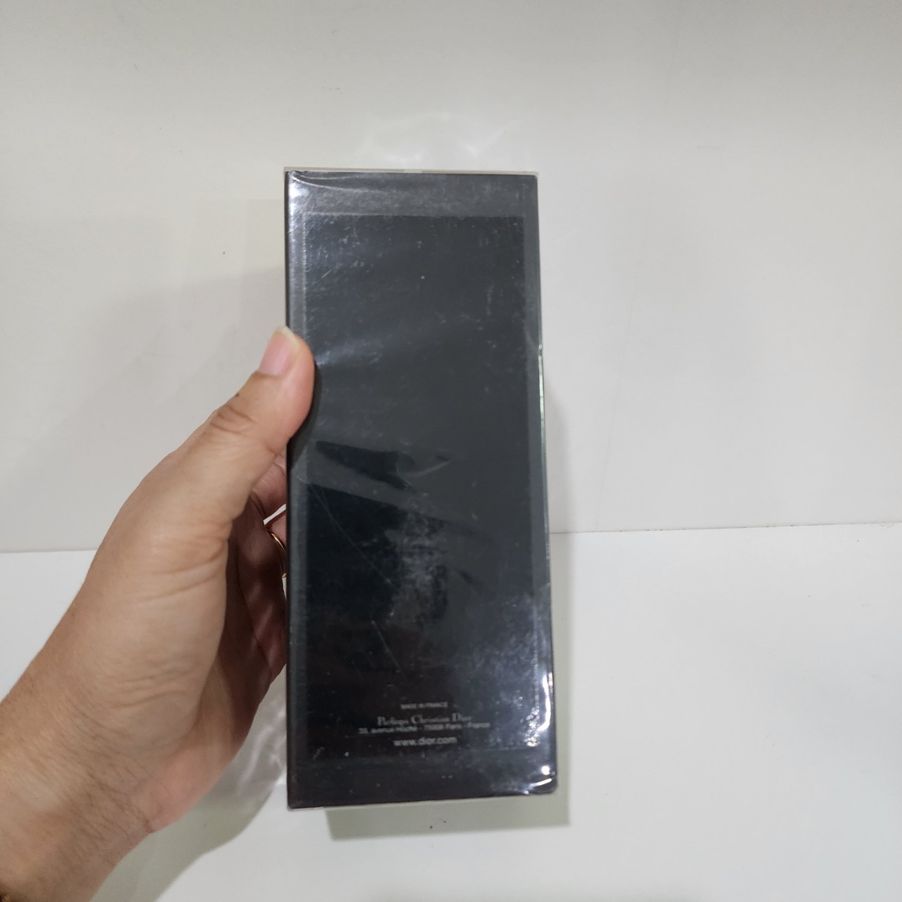 น้ำหอมแท้ Christian Dior Fahrenheit EDT 200ml กล่องซีลตูดหลุดกล่องไม่สวยบุบ ( รหัส 9L01 )