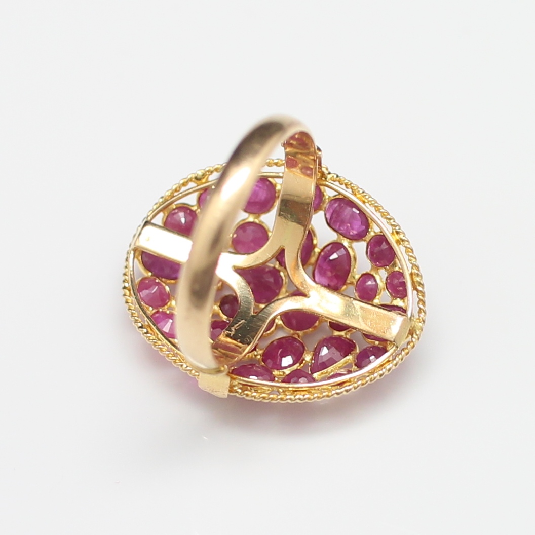 RG250107 แหวนทับทิมรูปไข่ ทองแท้ 18k นน.รวม 4.4 กรัม ขนาดแหวน 57 ทับทิมสีสวย