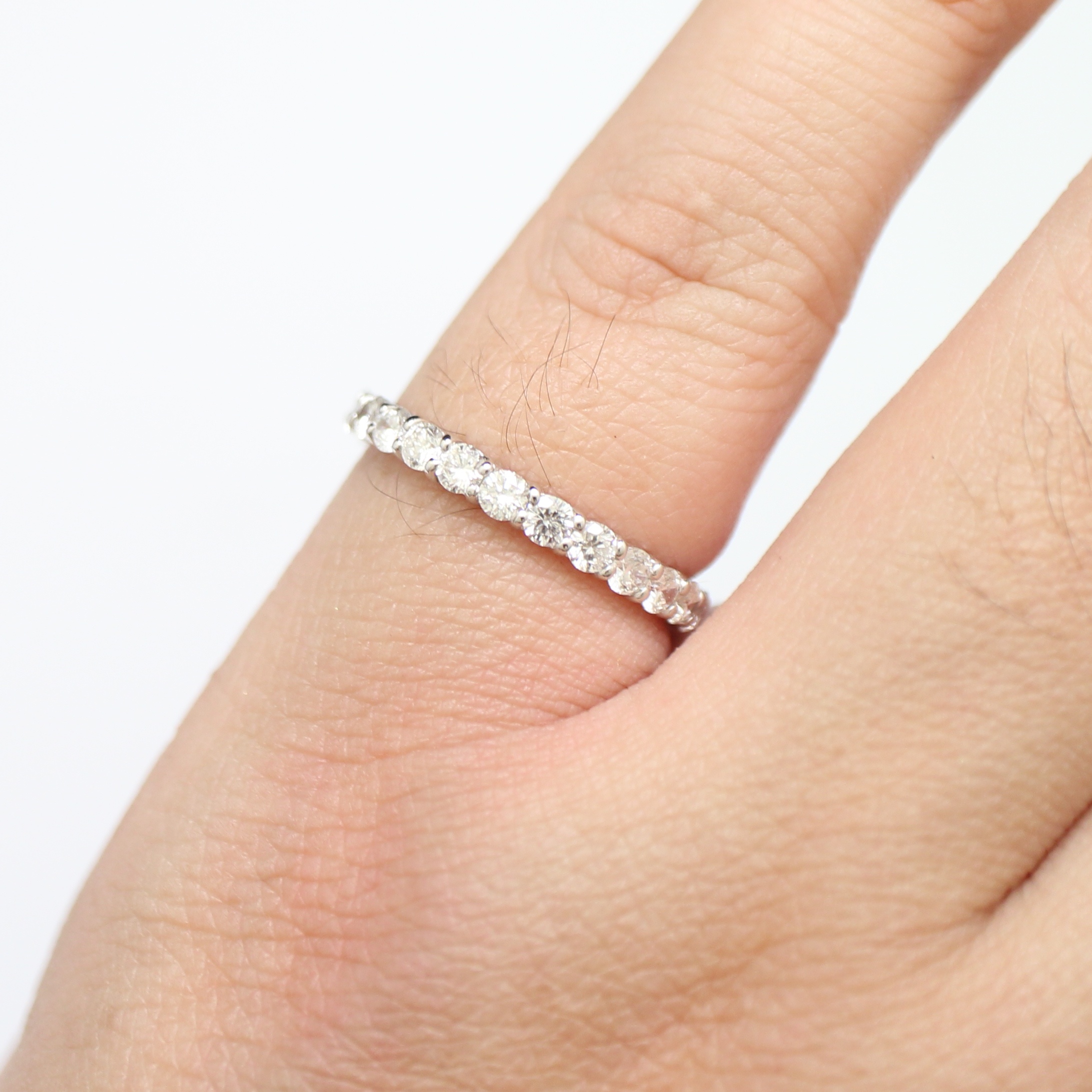 RG250727 แหวนเพชรรอบนิ้ว เพชรแท้ 24 เม็ด 1 กะรัต ทองแท้ 14k นน.รวม 1.52 กรัม ขนาดแหวน 52