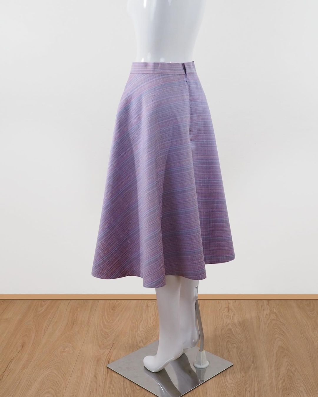 สั่งตัดเย็บกระโปรงผ้าไหม (ไม่รวมผ้า) รหัส CUT-51-122566