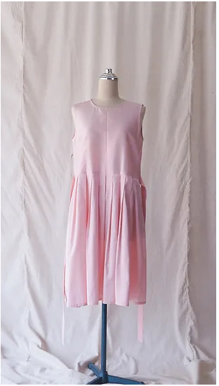 ชุดผ้าไหมตัดสำเร็จ เสื้อตัวยาว รอบอก 36 นิ้ว เฉดสีชมพู รหัส WR-SKU102152