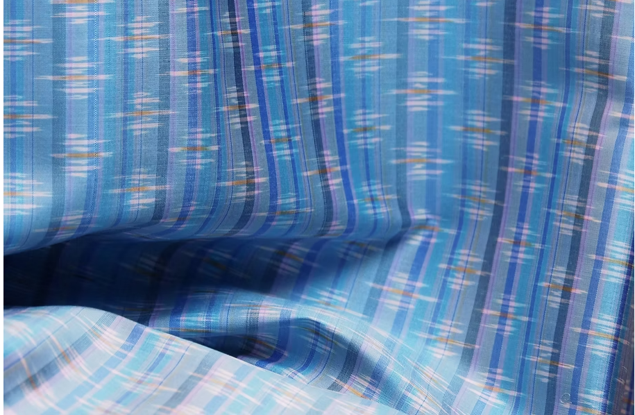 ซิ่น ผ้าไหมมัดหมี่ ผ้าไหมมัดหมี่ลายโคมห้ายืน สีฟ้า เลือกตามขนาด รหัส CISP-CT-100195