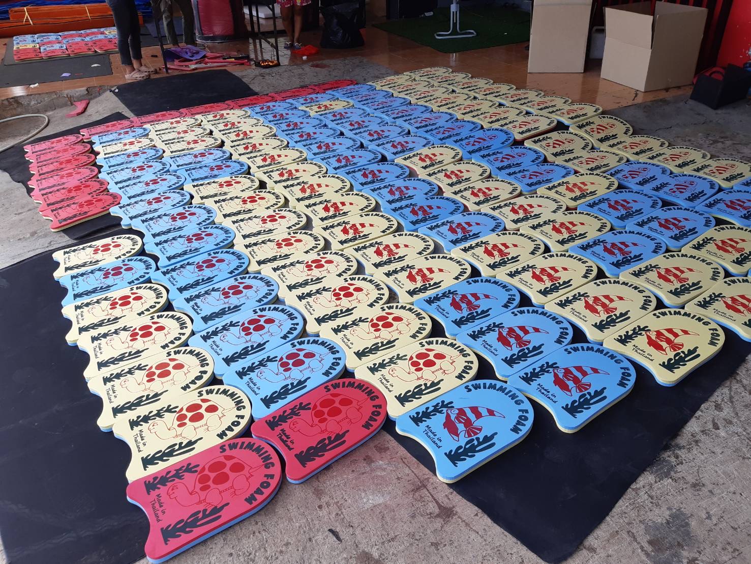 โฟมว่ายน้ำ