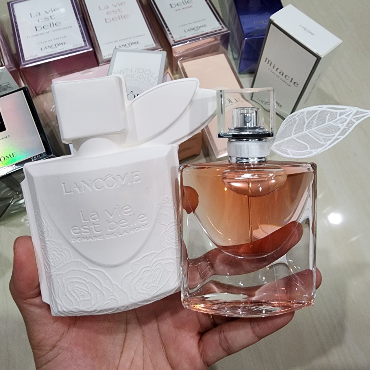 น้ำหอมแท้ Lancome La Vie Est Belle Domaine de la Rose Exitrait de Perfum 30ml กล่องจริง