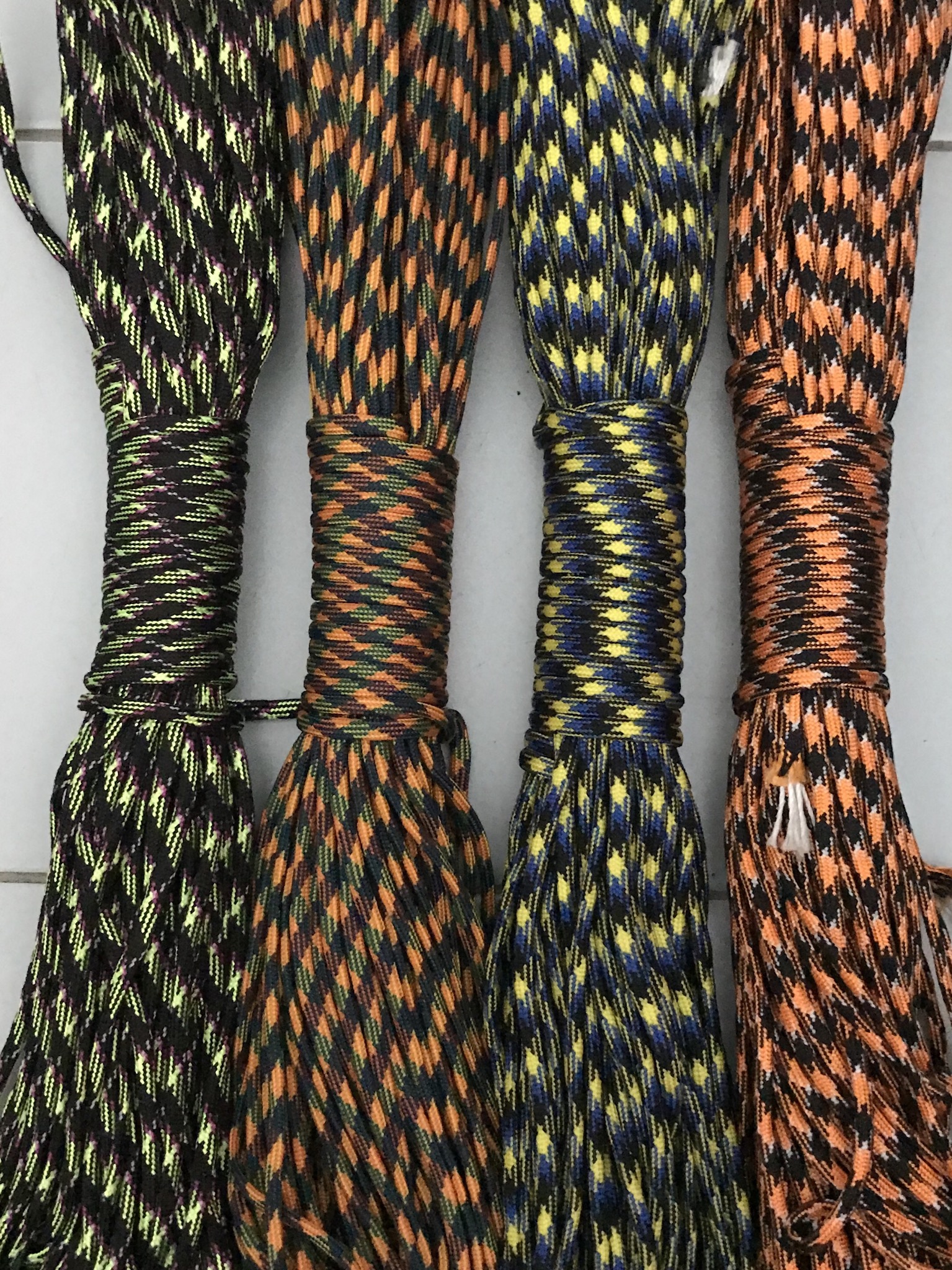 เชือก paracord 550 : pattern colors ( 4mm. )