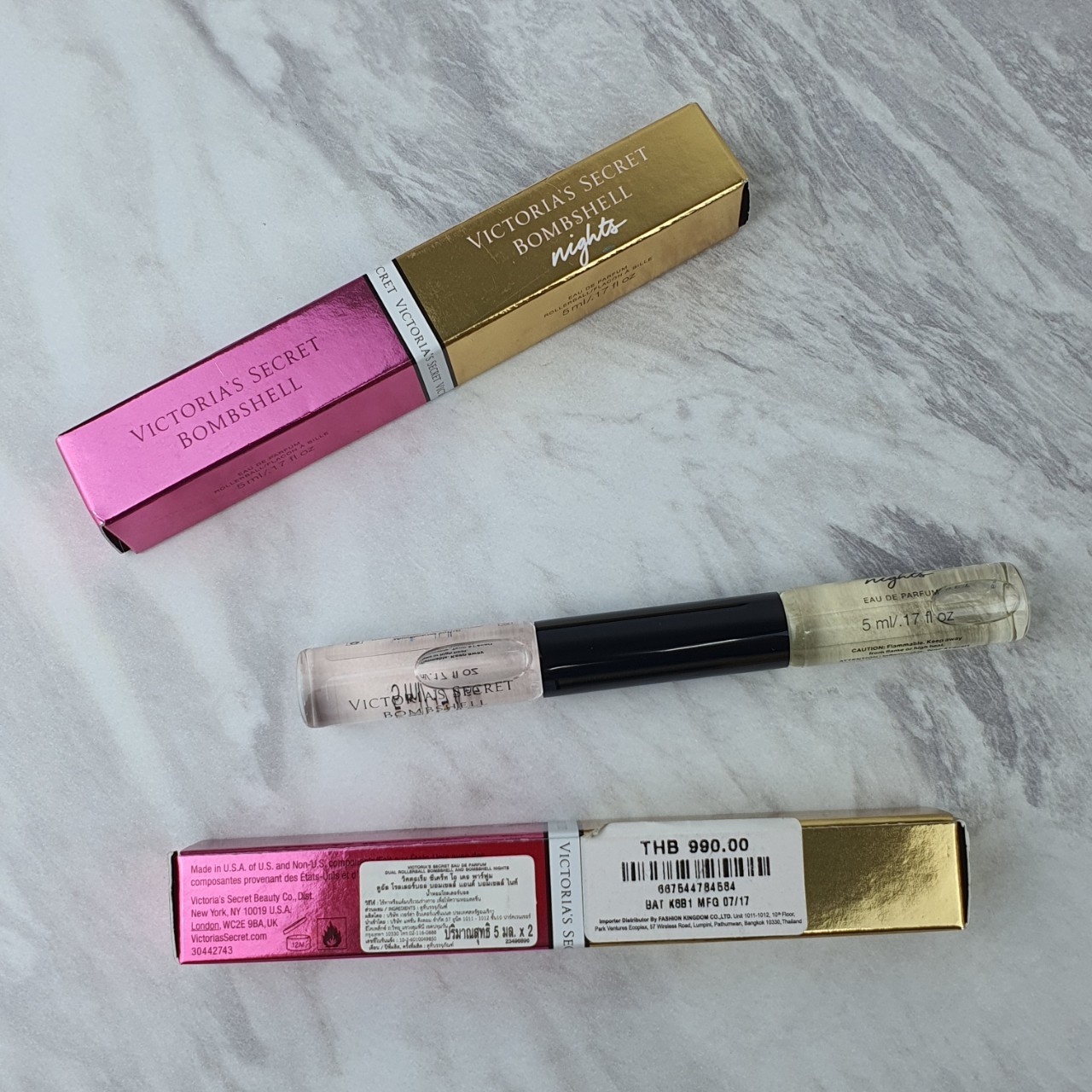 น้ำหอมจิ๋วมินิ Victoria's Secret Bombshells 5ml+ Bombshells night 5ml แบบลูกกลิ้งรวม10ml พกพาหัวลูกกลิ้งกล่องซีล เก่าเก็บขายถูก ผลิต 07/17