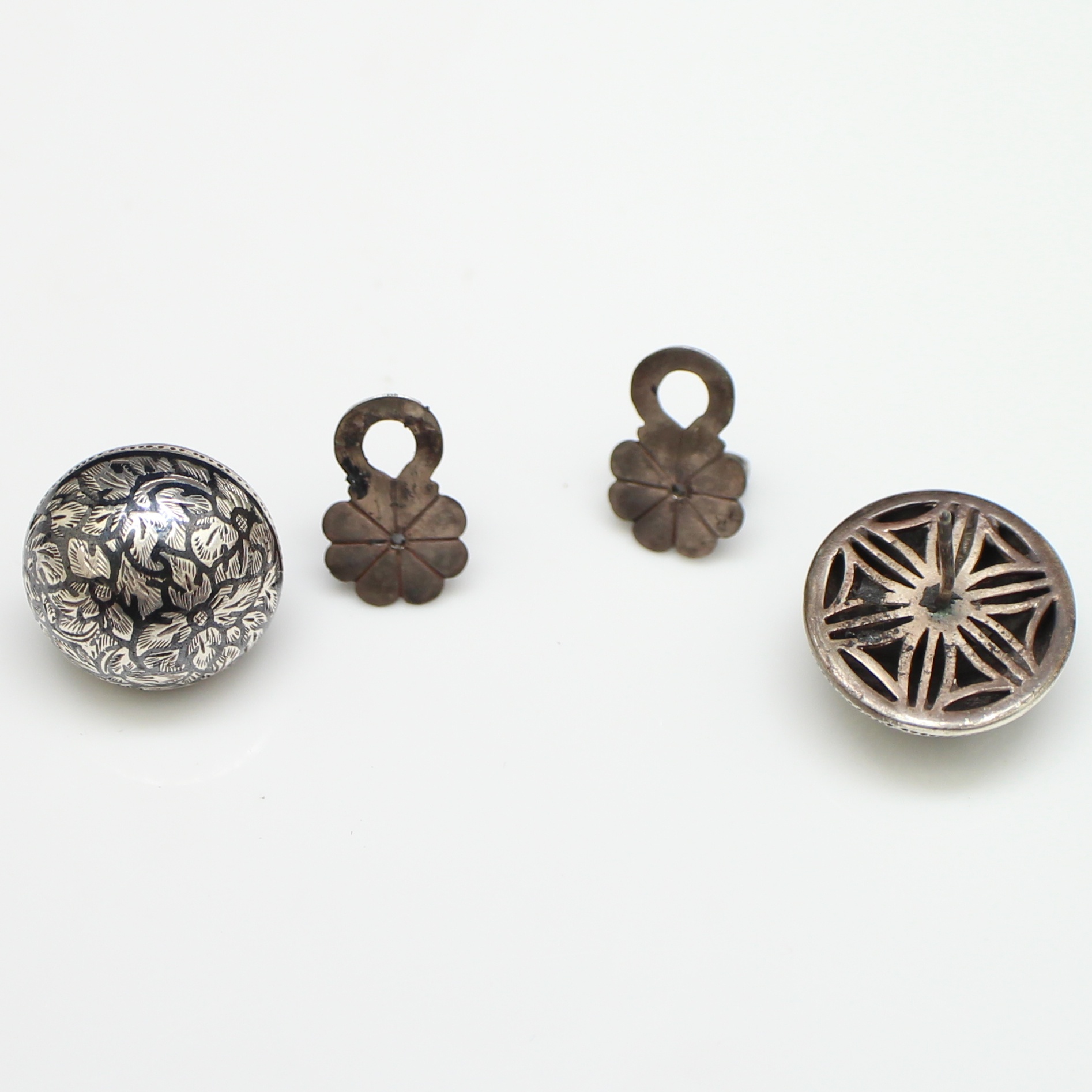 SI473 ต่างหูกระดุมถมเงิน เงินแท้ 92.5% นน. 14.25 กรัม