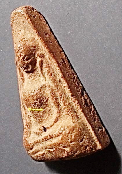 พระผงสุพรรณ จงอางศึก เนื้อดิน หายาก ปี 2510