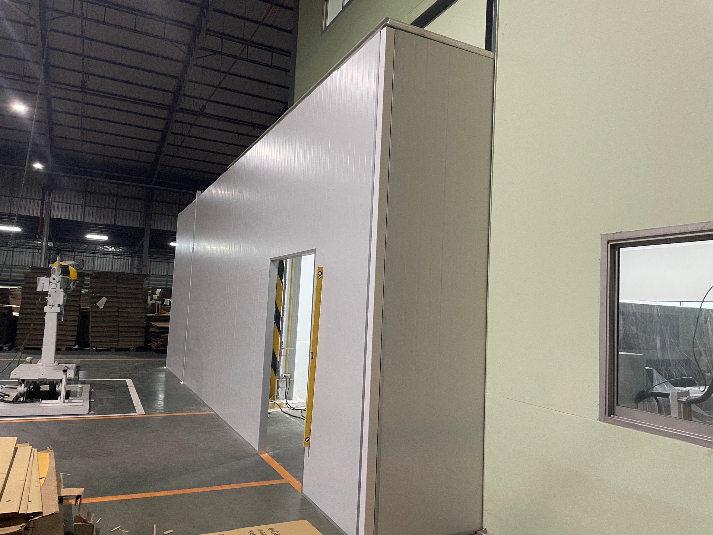 งานกั้นห้องในโกดัง กั้นห้องในโรงงาน ขนาด6.00x10.00 เมตร สมุทรสาคร