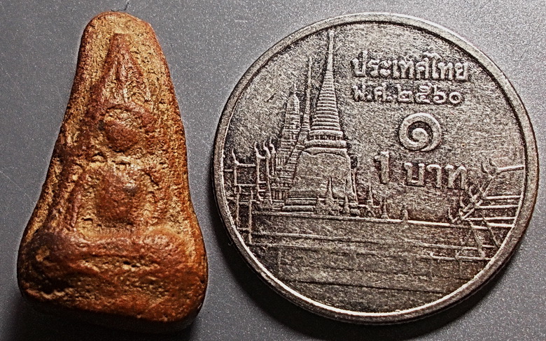 พระกรุ เนื้อดิน พิมพ์นางพญา สุโขทัย