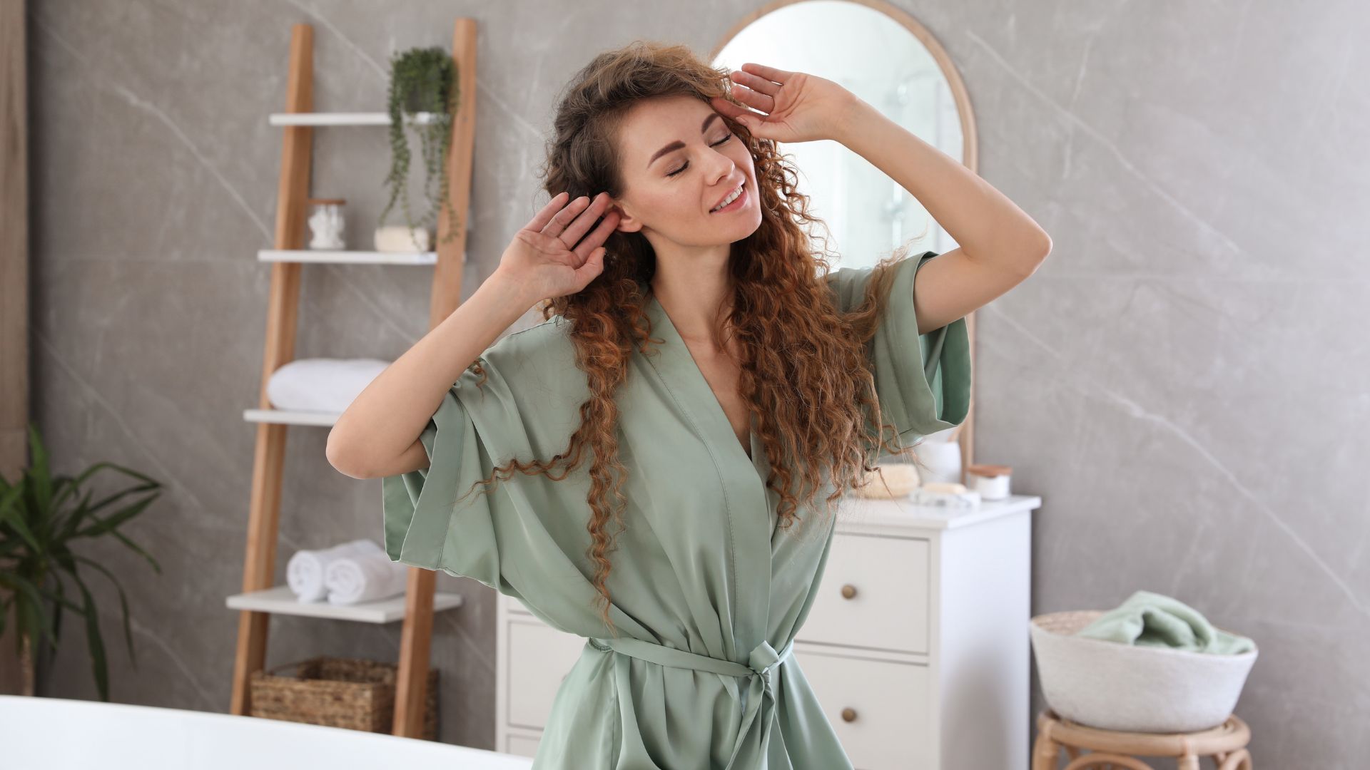 สั่งตัด (รวมผ้า) ชุดคลุมผ้าไหม สีพื้นเนื้อเรียบ เลือกตาม Size แจ้งรหัสผ้าที่หมายเหตุ CUT-ST-1008671