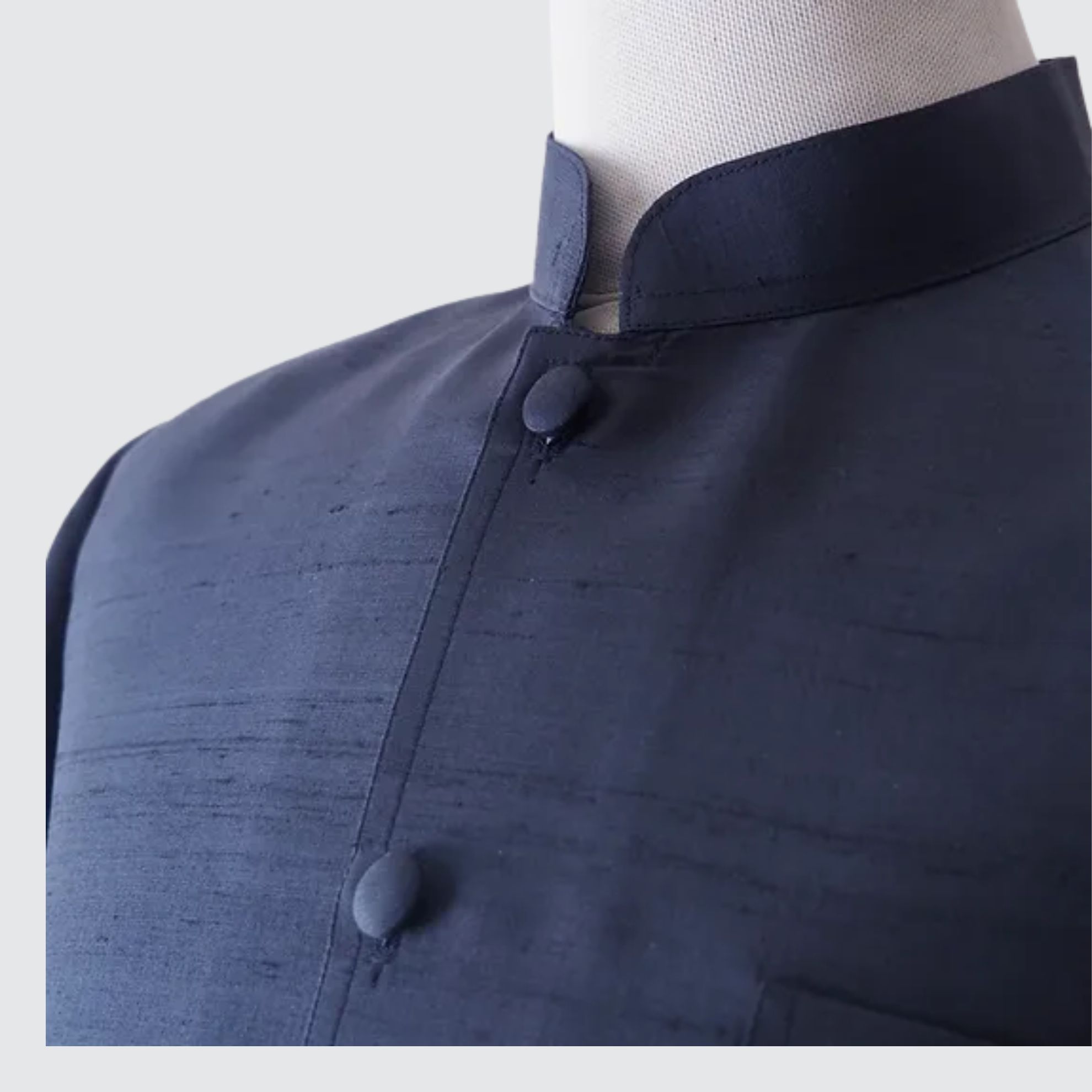 เสื้อสูทพระราชทาน แขนสั้น ไหมสีพื้นเนื้อหยาบ | ตัดเย็บตามรูปร่าง | เลือกสีผ้า ส่งไซส์ได้