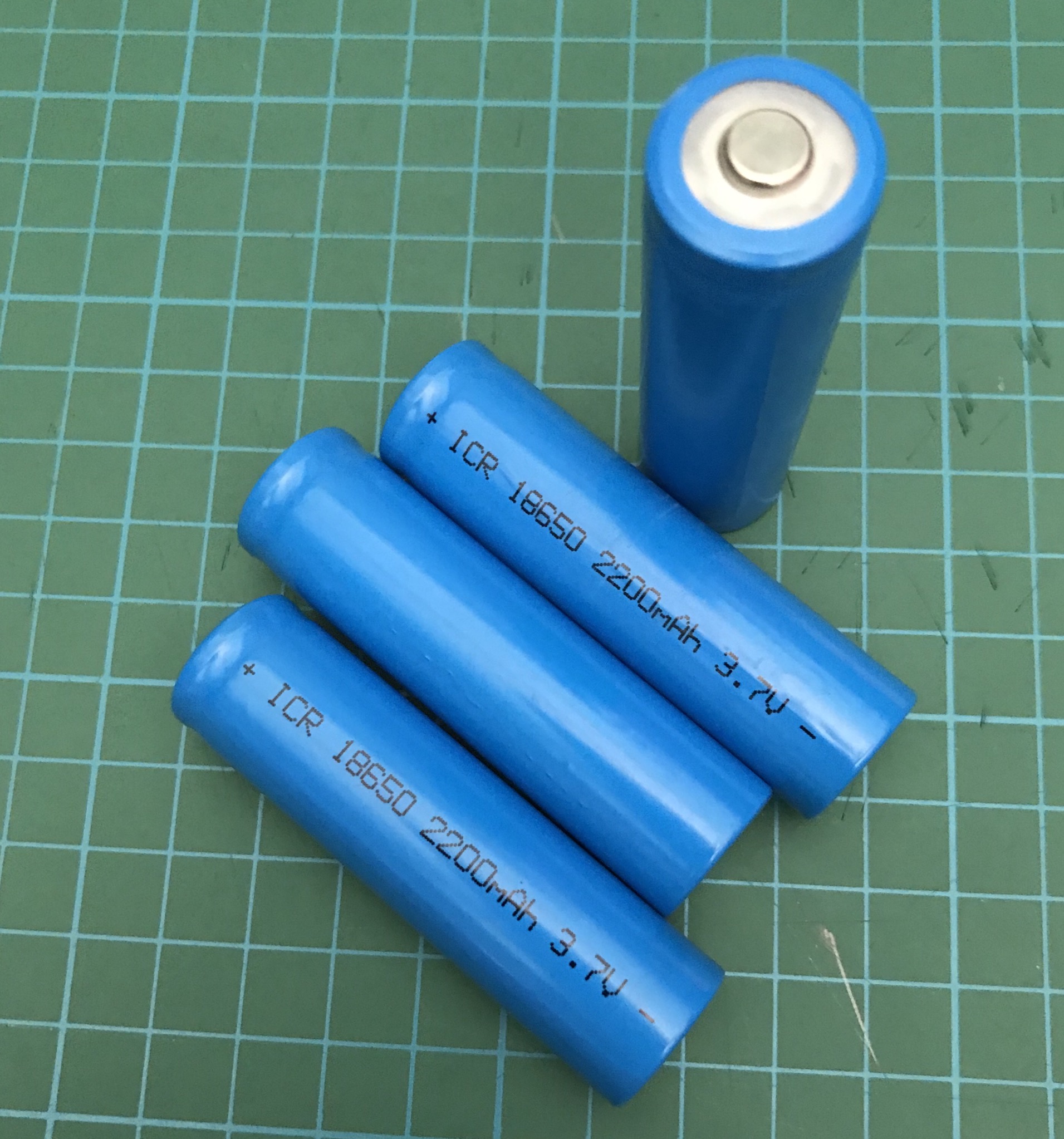 ถ่าน 18650 แบบชาร์จได้