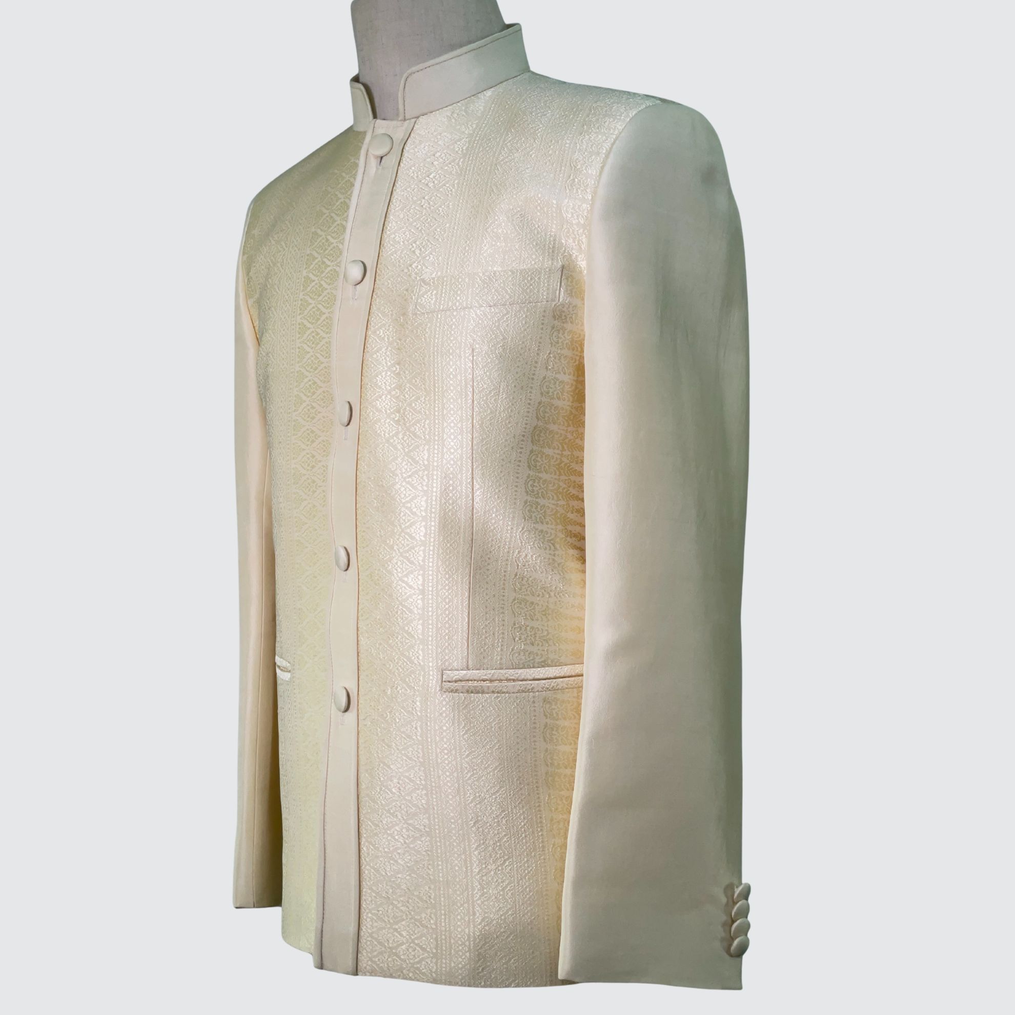 เสื้อสูทพระราชทาน แขนยาว ผ้าไหมยกดอกสุรินทร์ | ตัดเย็บตามรูปร่าง | เลือกสีผ้า ส่งไซส์ได้