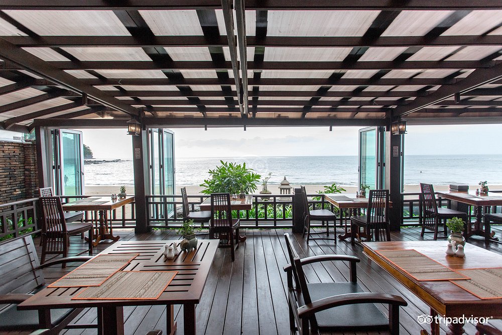 SOLD OUT📍 โรงแรมหรูติดทะเล Khaolak Palm Beach Hotel & Resort จ.พังงา ราคาถูก 🏖️✨