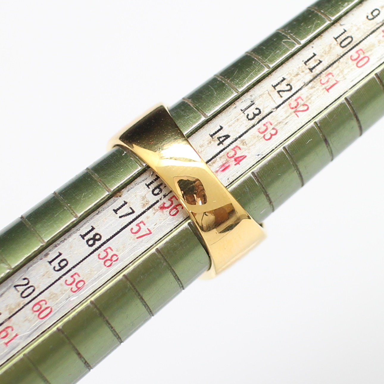 RG250149 แหวนทับทิมล้อมเพชร เพชรแท้ 18 เม็ด 0.75 กะรัต ทองแท้ 90% นน.รวม 11.1 กรัม ขนาดแหวน 55