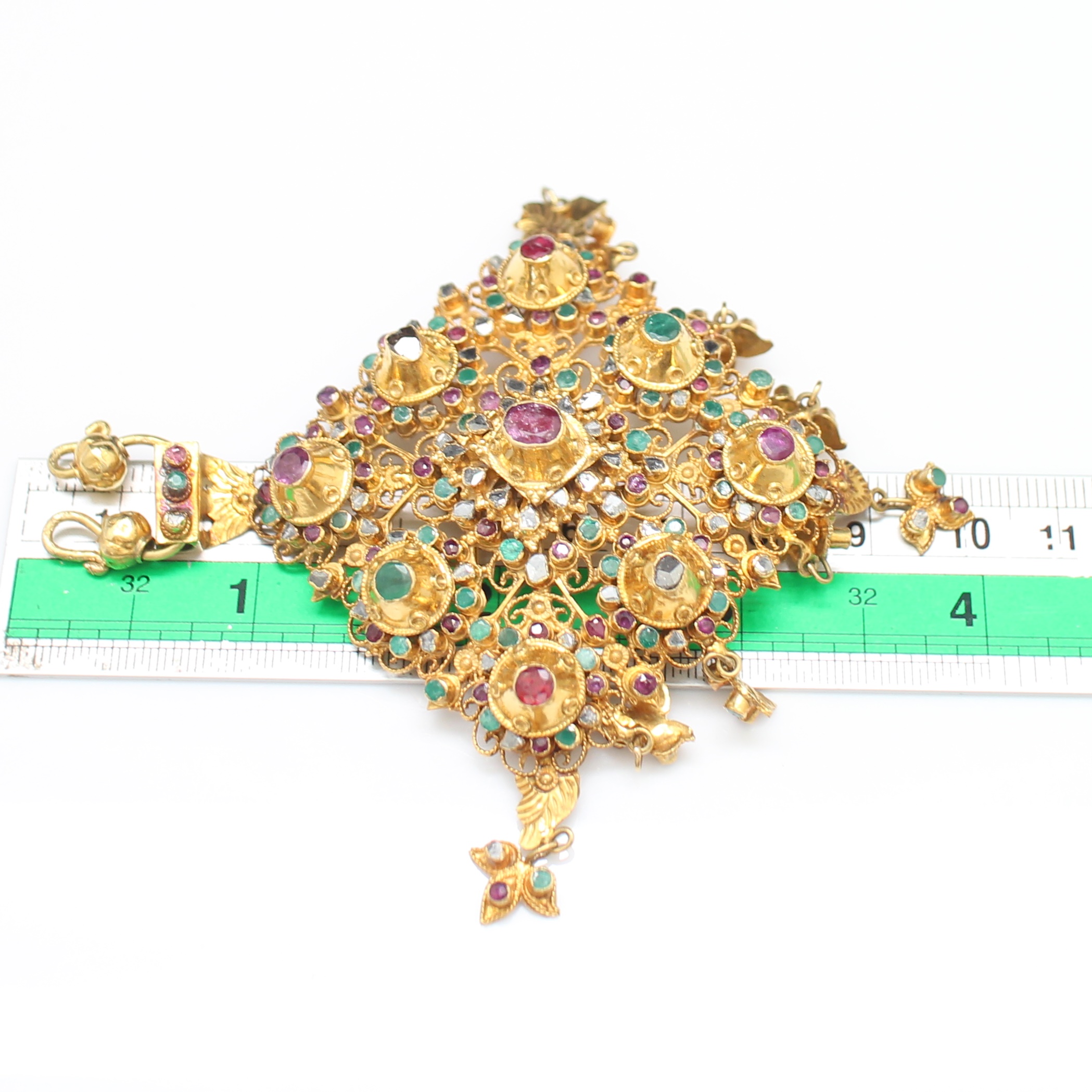 PD25133 จี้อุบะสามสี 9 ยอด ตุ้งติ้ง เพชรซีก ทับทิม มรกต ทองแท้ 90% นน.รวม 44.8 กรัม