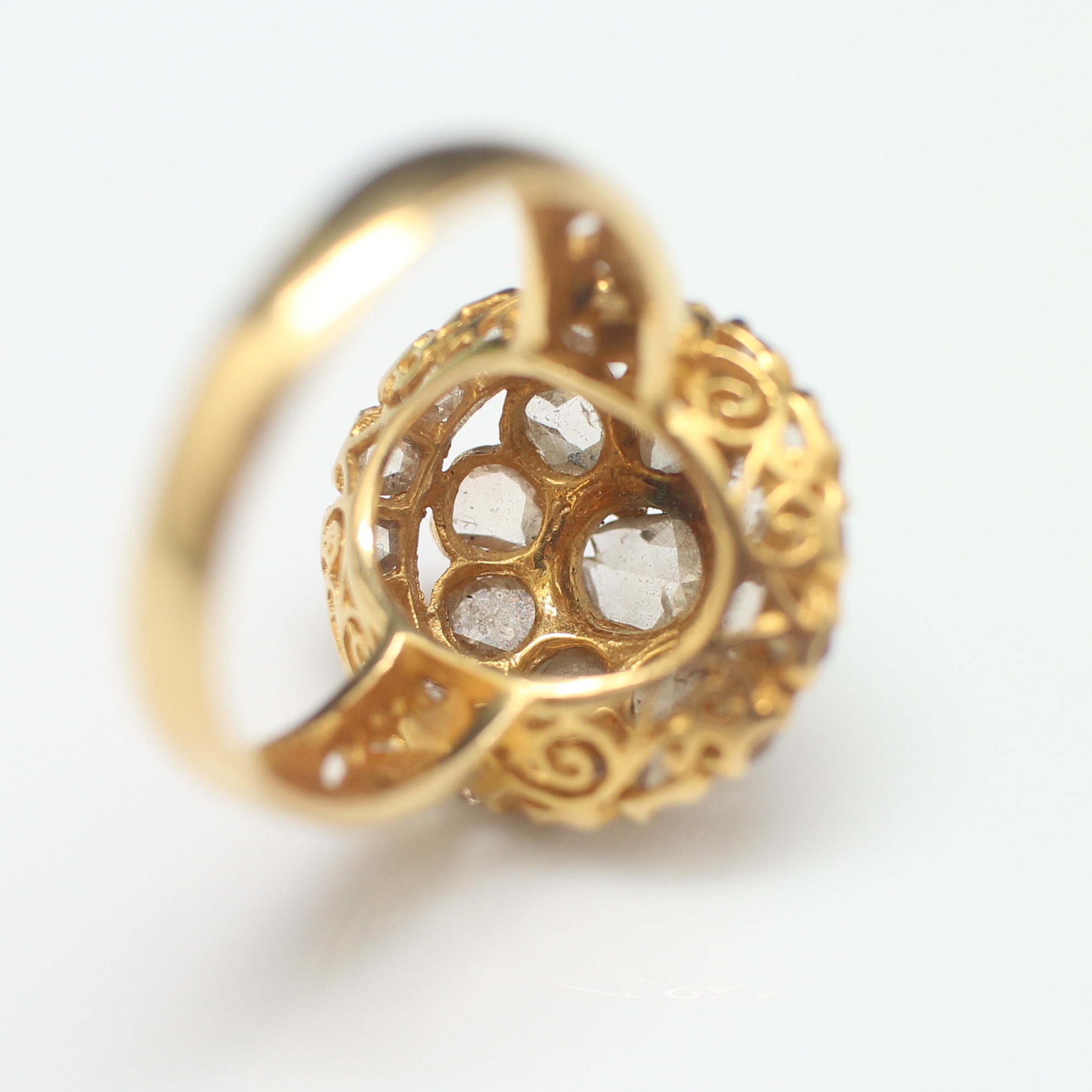 RG250455 แหวนเพชรซีกลูกโลกทรงพุ่ม ทองแท้ 90% นน.รวม 8.9 กรัม ขนาดแหวน 62 เพชรซีกไฟดี