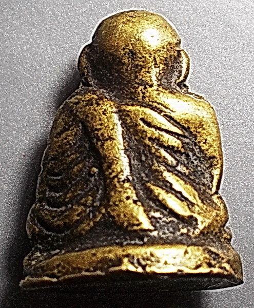 รูปหล่อ ลพ.เงิน วัดบางคลาน พิมพ์ขี้ตา ตอกโค๊ตใต้ฐาน