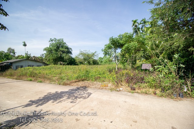 ขาย ที่ดิน ถมแล้ว ต.ไม้เค็ด ปราจีนบุรี ทางเข้าไม้เค็ดโฮมสเตย์