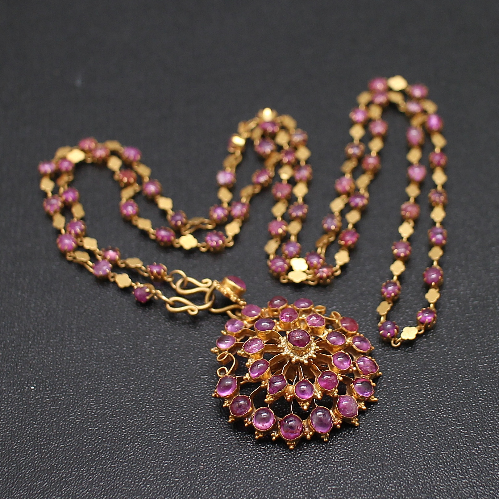 NL25010 สร้อยคอทับทิม พร้อมจี้ ทองแท้ 90% นน.รวม 20.9 กรัม ยาว 24 นิ้ว ถอดจี้เป็นเข็มกลัดได้ พลอยรุ่นเก่า