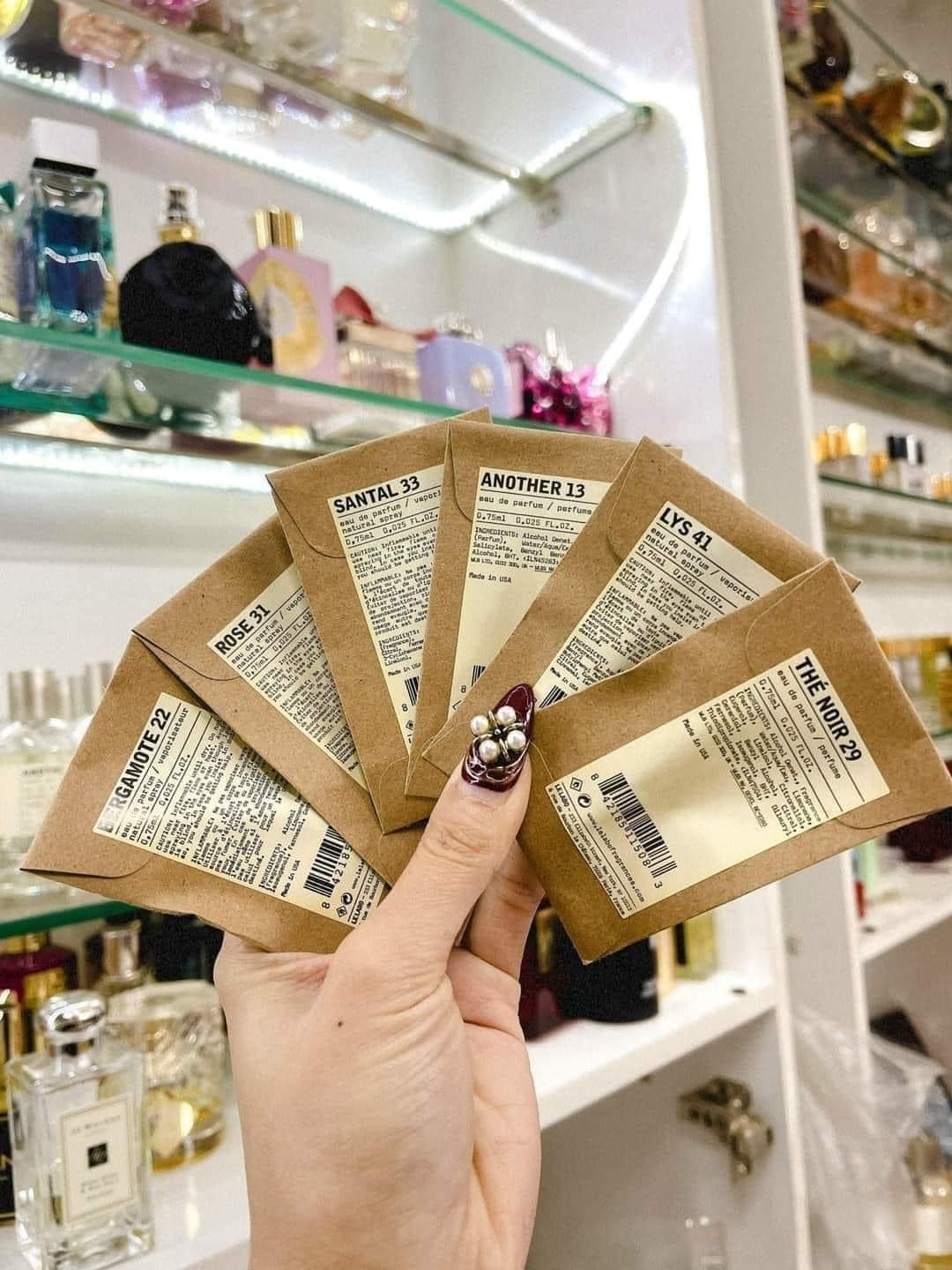 น้ำหอมไวออลหลอดทดลอง Le Labo Another 13 Eau de Parfum 0.75ml Sample Vial ขนาดทดลองแบบ VIAL ขอแกะเช็คของก่อนส่งนะคะ