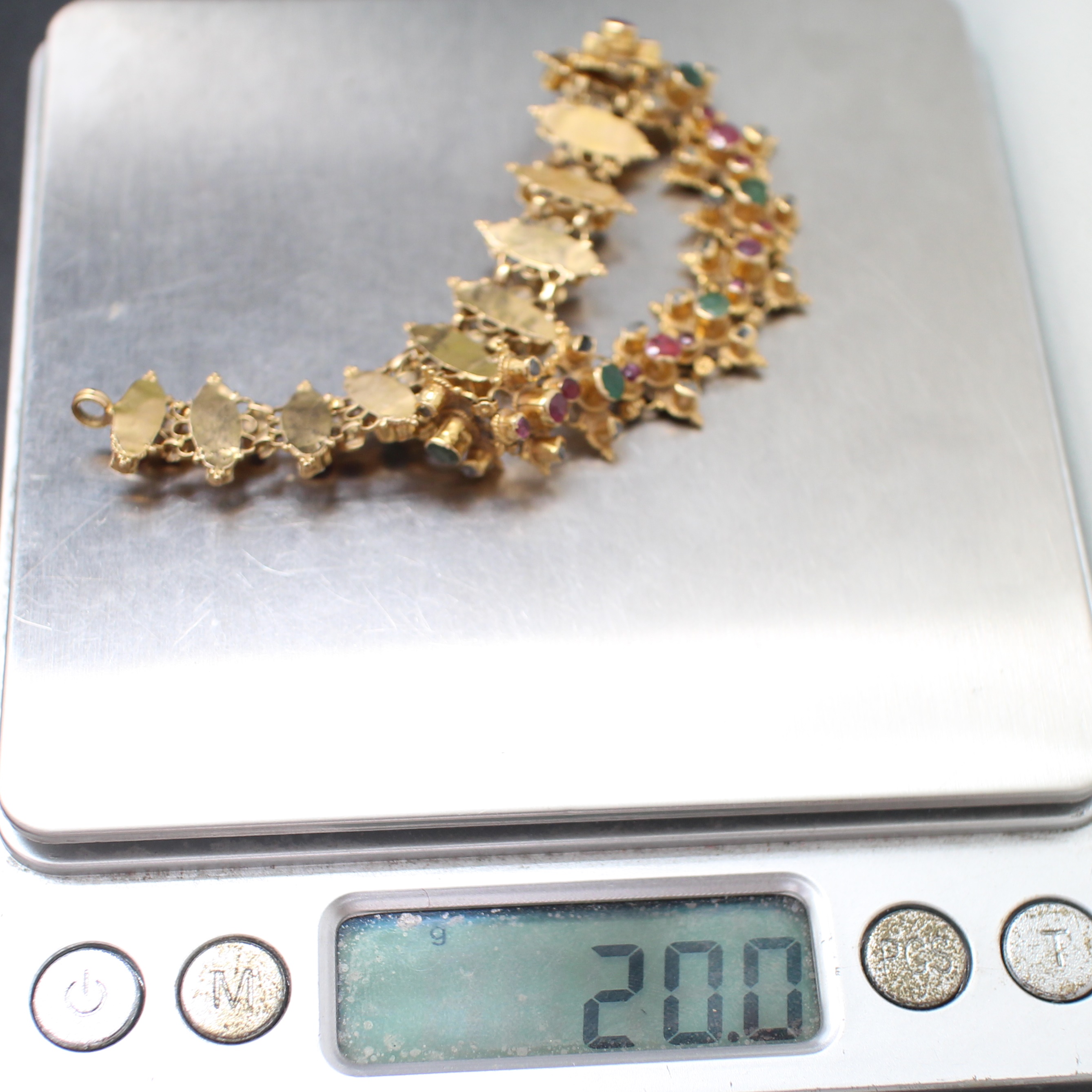 BL25084 สร้อยข้อมือสังวาลย์สามสี ทับทิม มรกต เพชรซีก ทองแท้ 90% นน.รวม 20 กรัม ยาว 19 ซม. งานเก่า สวย