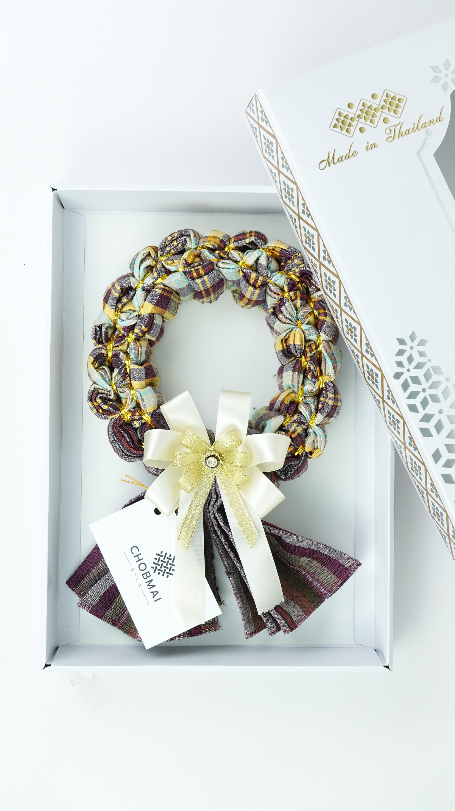 เซ็ตของขวัญ พวงมาลัย ผ้าขาวม้าไหมแท้