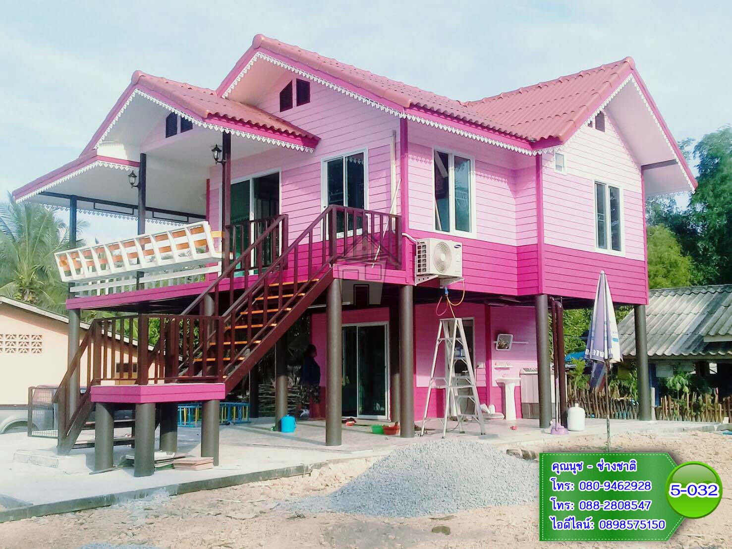 5-032 บ้านน็อคดาวน์ทรงจั่วมุกซื้อน ยกสูง สีชมพู