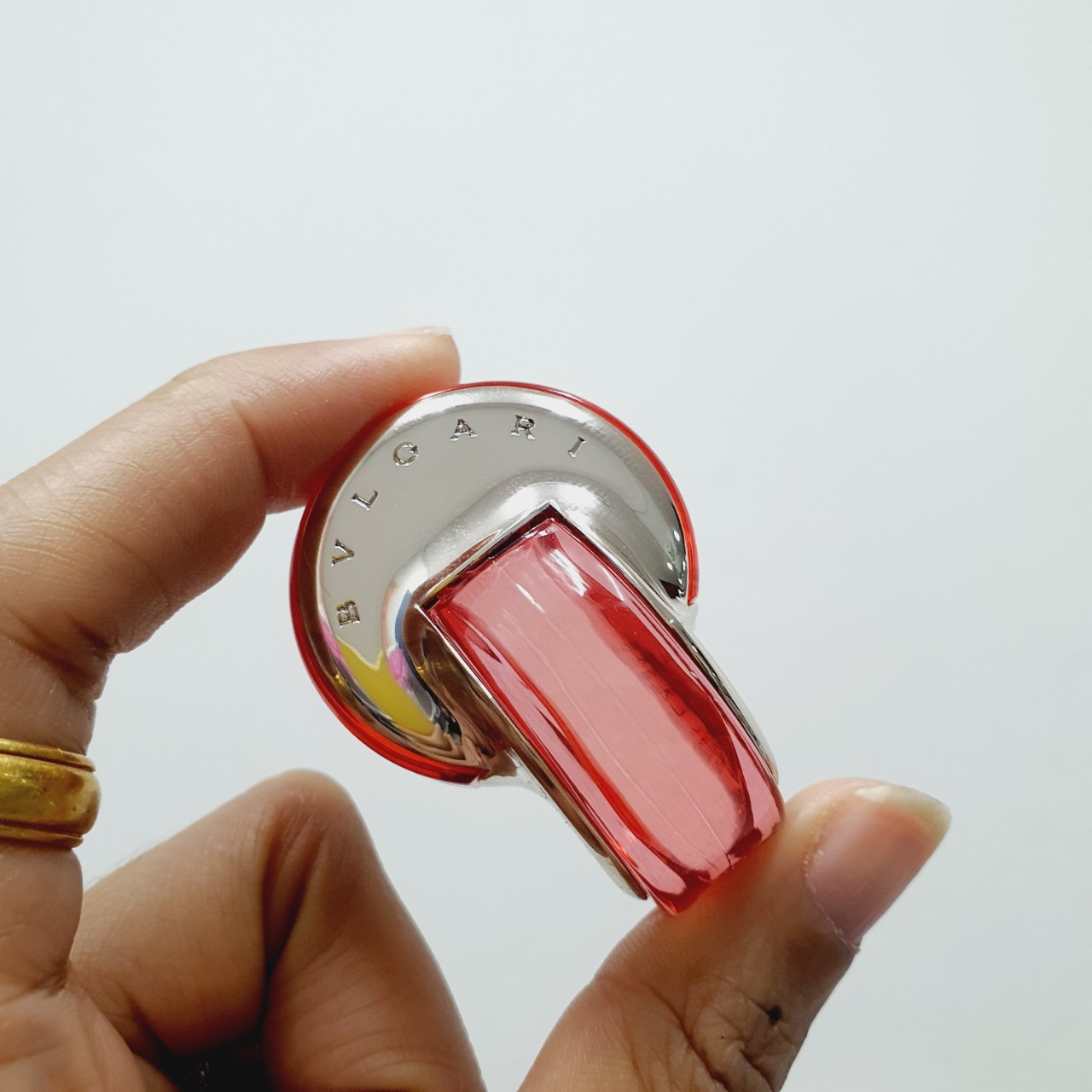 น้ำหอมจิ๋วมินิ Bvlgari Omnia Coral แดง 5ml แบบแต้มไม่มีกล่องแยกจาก SET ( Mini Perfume น้ำหอมขนาดพกพา) น้ำหอมจิ๋วมินิ ขวดน่ารัก ตั้งโชว์ก็สวย พกพาก็สะดวก หัวแต้มตามจุดชีพจร