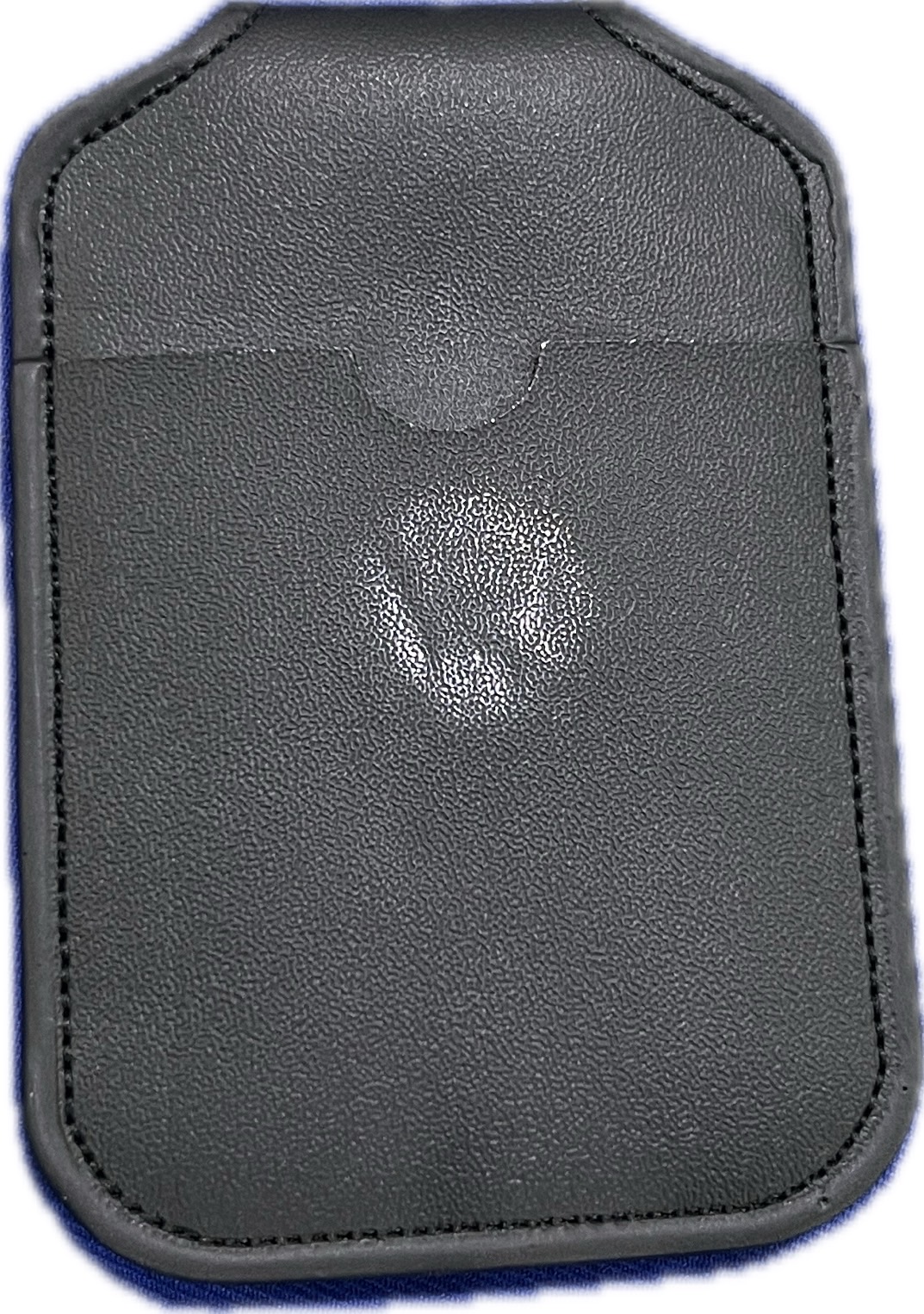 อาร์มแม่เหล็กติดเสื้อสูทตรา มข