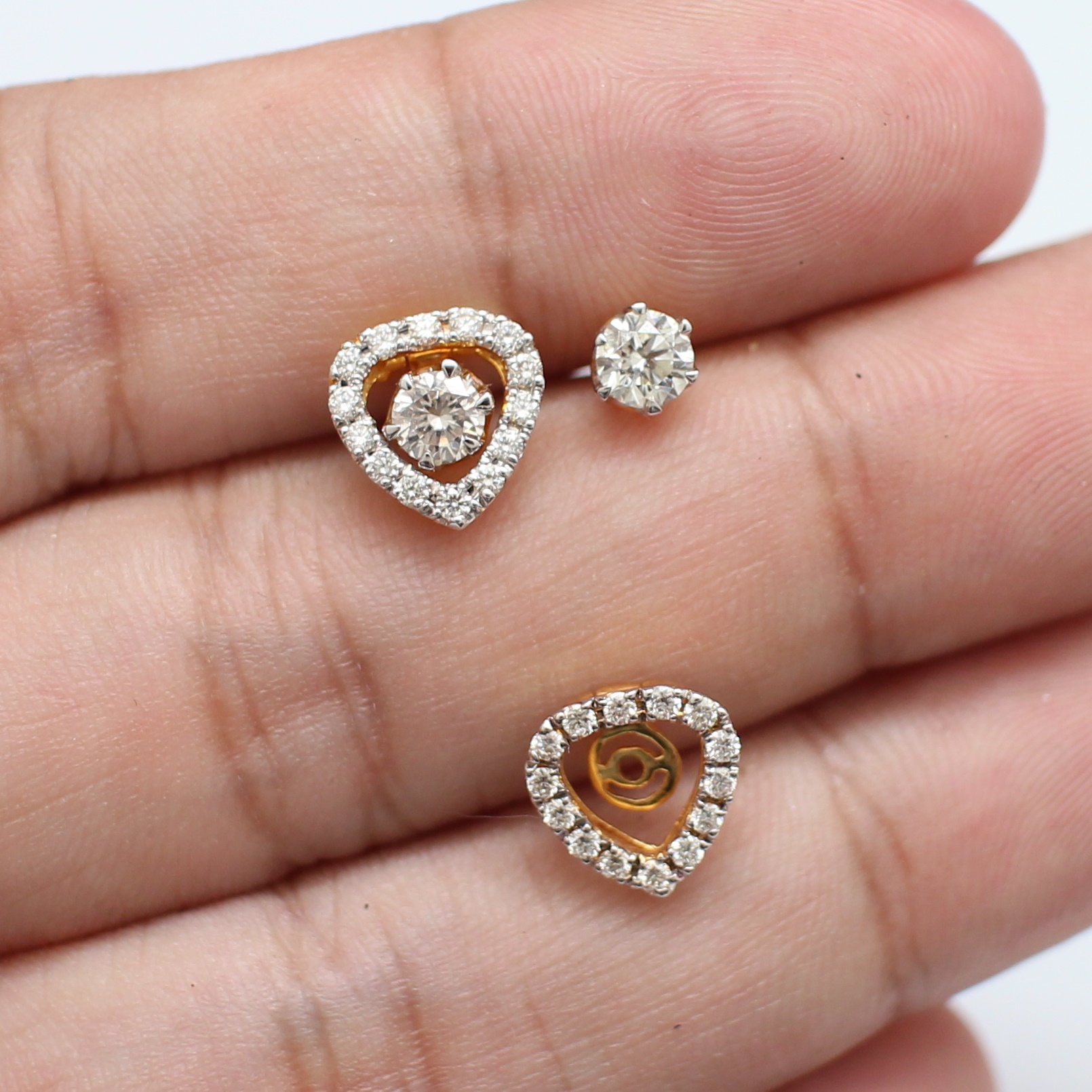 ER25062 ต่างหูเพชรแจ็คเก็ตหัวใจ เพชรแท้ 2 เม็ด 0.47 กะรัต และ 28 เม็ด 0.28 กะรัต ทองแท้ 90% นน.รวม 2.6 กรัม