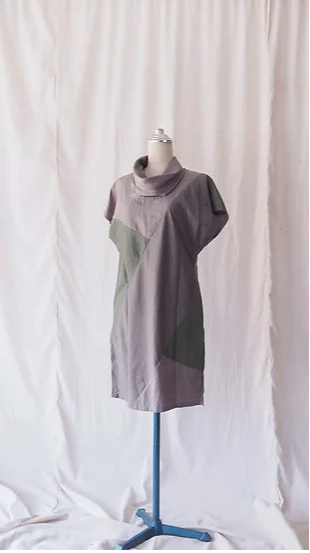 ชุดผ้าไหมตัดสำเร็จ เสื้อตัวยาว รอบอก 36 นิ้ว เฉดสีเขียวมะกอก รหัส WR-CT0507661