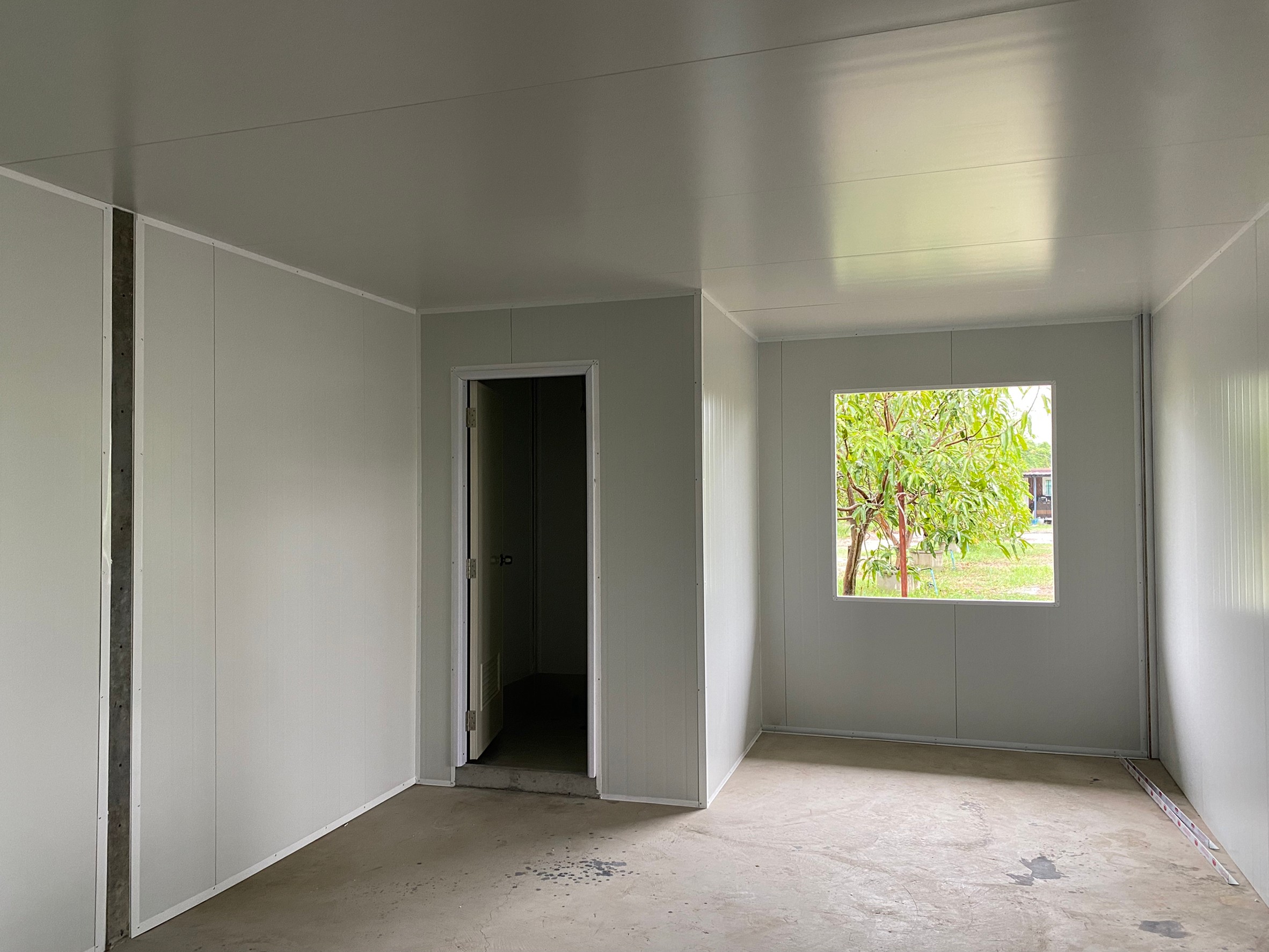 งานกั้นห้อง งานต่อเติม กั้นห้องใต้โครงหลังคาเดิม ขนาด 7.60x9.00 เมตร ไทรน้อย