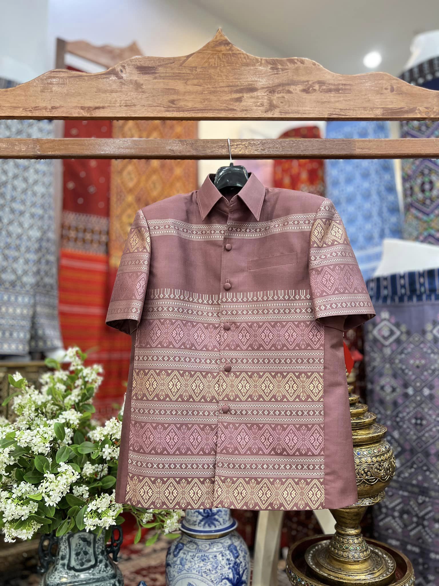 เสื้อสูทไหมแพรวา แขนสั้น สีน้ำตาล เลือกตามไซส์ รหัส DR-BM-030867151710