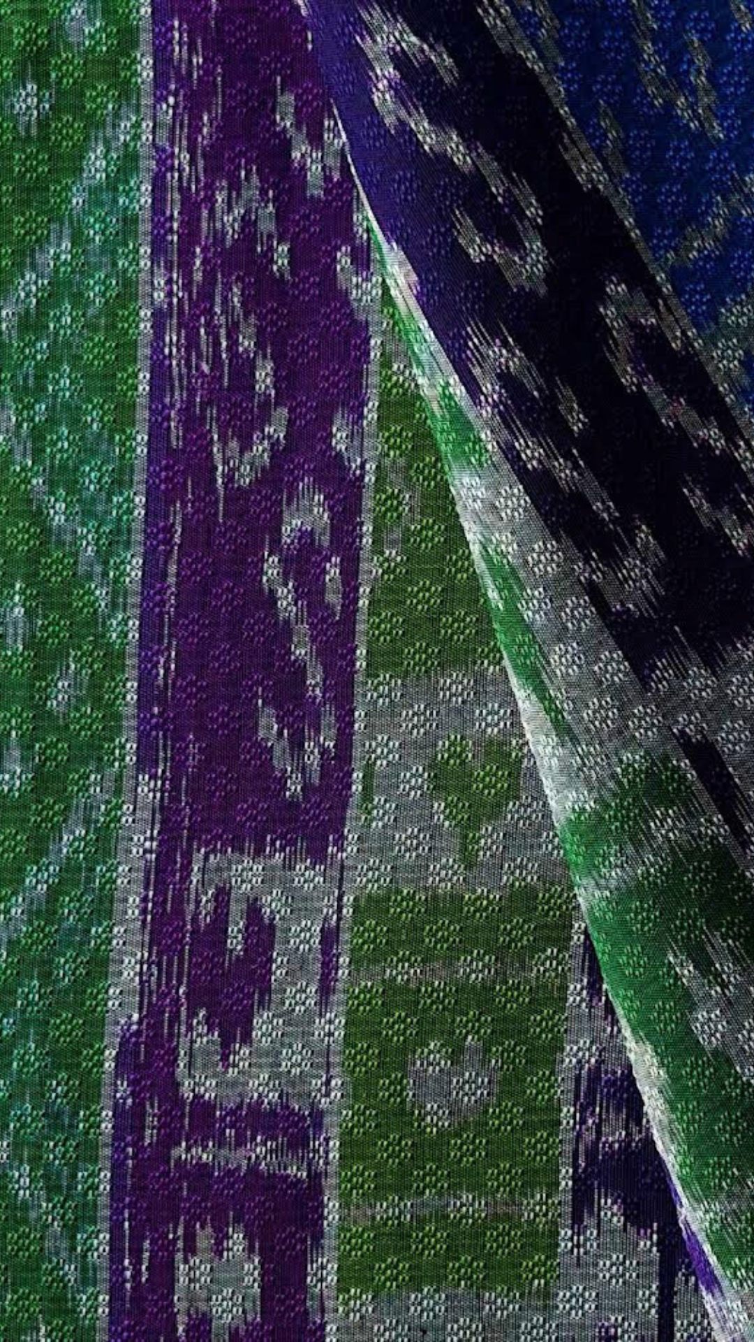 ซิ่น ผ้าไหมมัดหมี่ ทอยกดอก 6ตะกอ ขนาด 1x2 เมตร ลายขอพระราชทานคั่นน้ำไหล สีคละสี รหัส PCS-NY-11226812