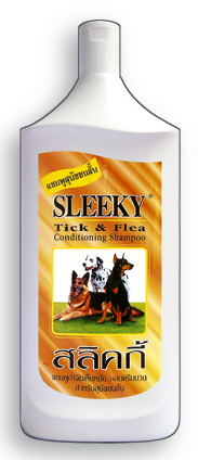 แชมพูสุนัขสูตรกำจัดเห็บหมัดผสมครีมนวด SLEEKY สำหรับสุนัขขนสั้นทุกสายพันธุ์ ขนาด 1000 ซีซี