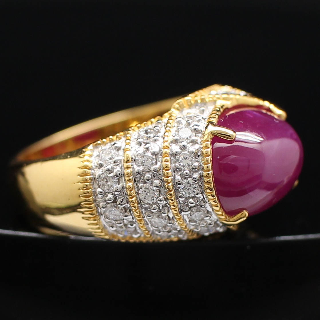 RG250353 แหวนทับทิมพม่าบ่าข้างเพชร ทับทิม 4.8 กะรัต เพชรแท้ 32 เม็ด 0.52 กะรัต ทองแท้ 18k นน.รวม 8.8 กรัม ขนาดแหวน 53