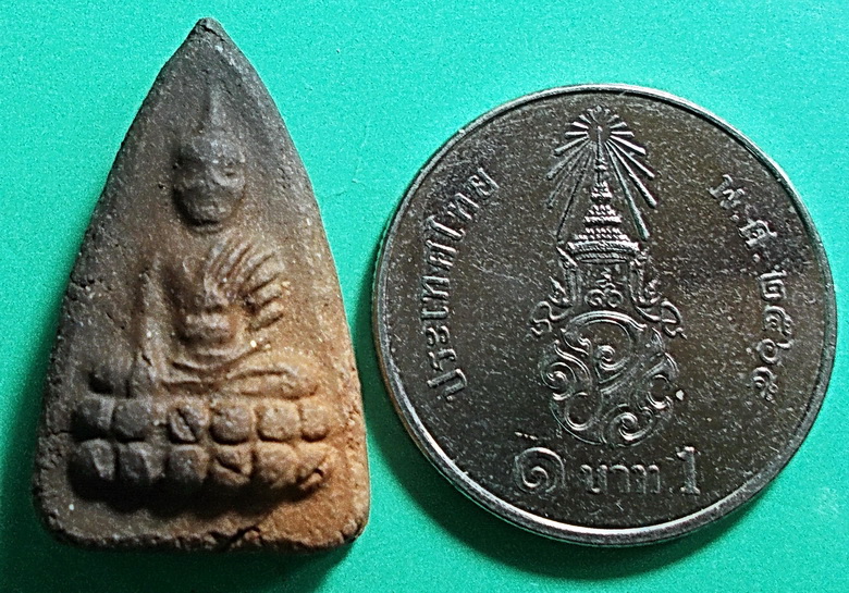 พระพุทโธ มรรค 8 เนื้อดิน ลพ.สังวาลย์ วัดทุ่งสามัคคีธรรม สุพรรณบุรี