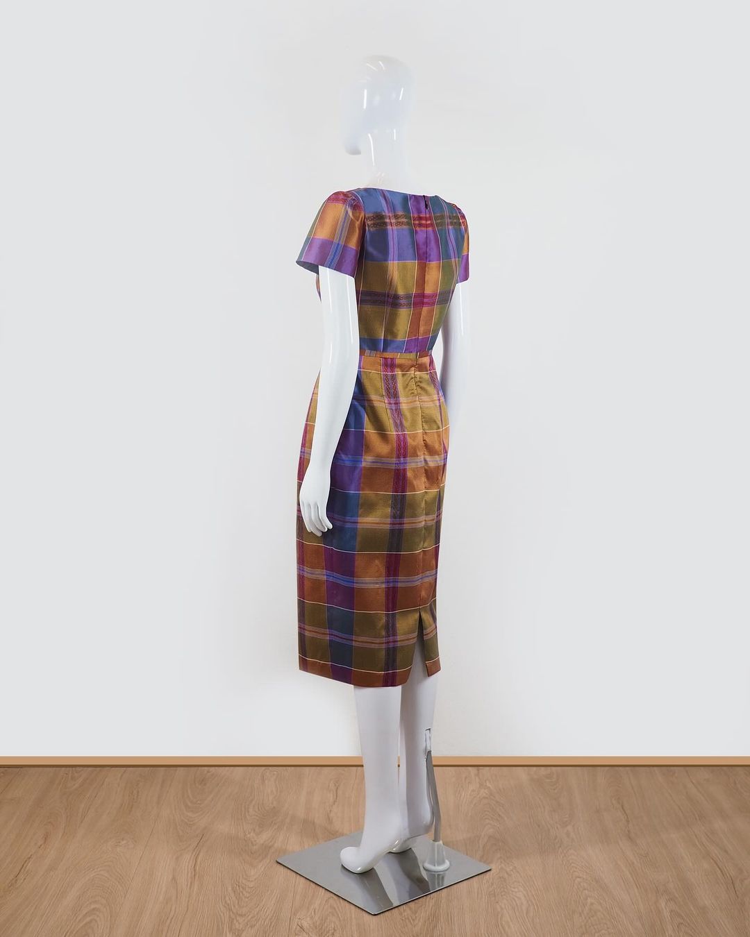 แบบตัดชุด เดรสผ้าไหม (ไม่รวมผ้า) chobmai x JHN รหัส CUT-51-03236722