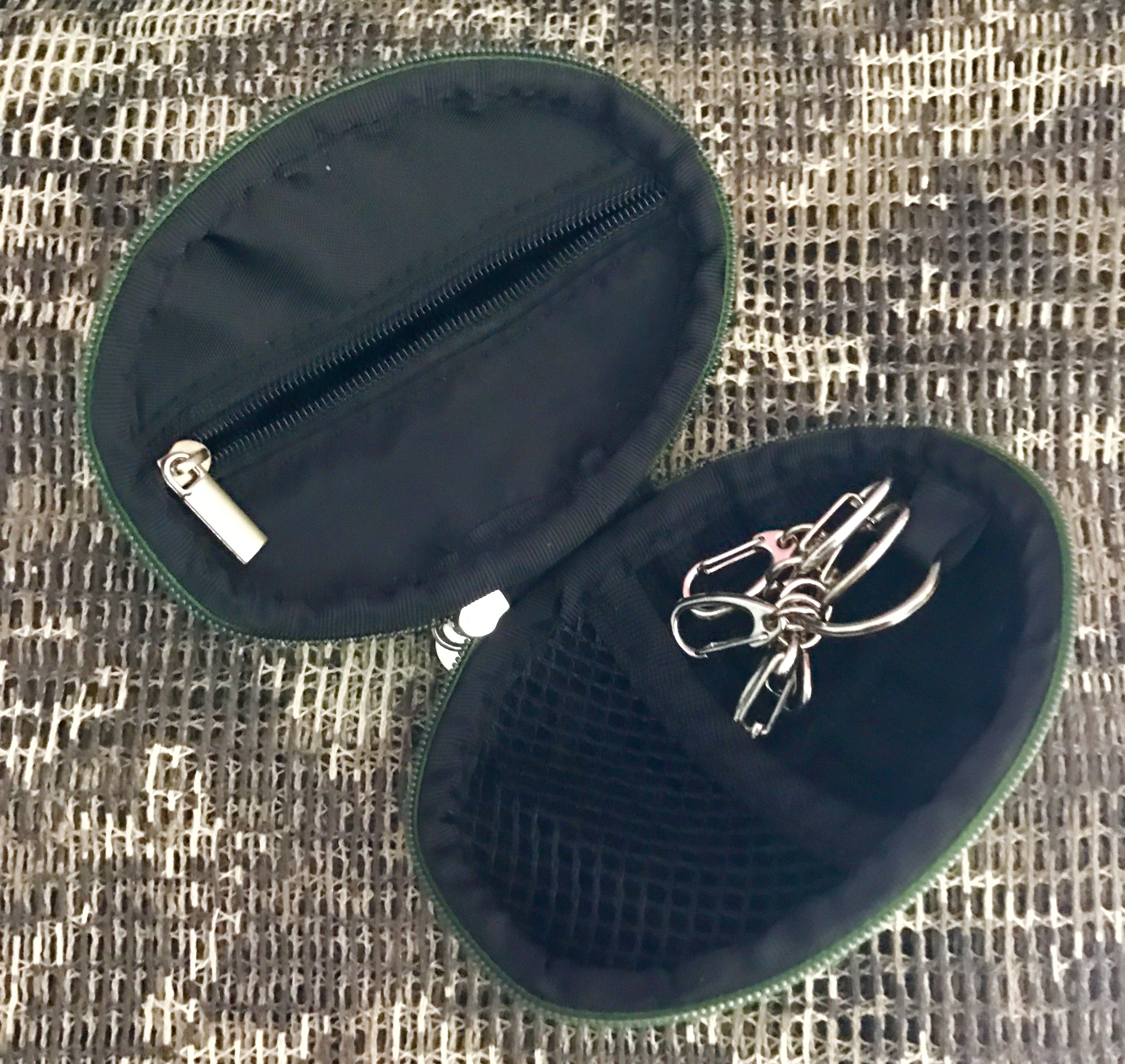 กระเป๋าลูกระเบิดลายพรางดิจิตอล ACU ใส่พวงกุญแจ ใส่เหรียญ